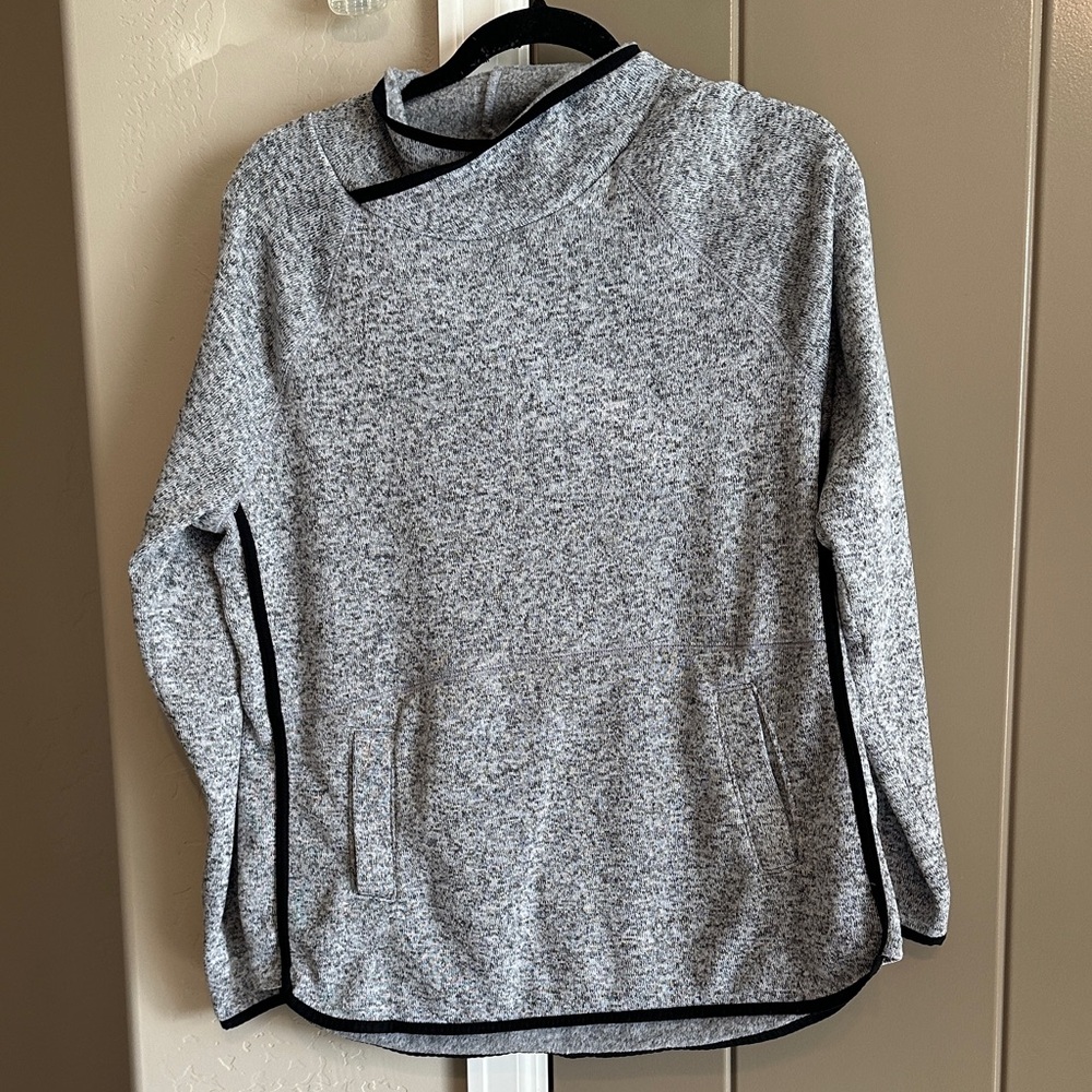Tek Gear Gray Crew Neck Sweater